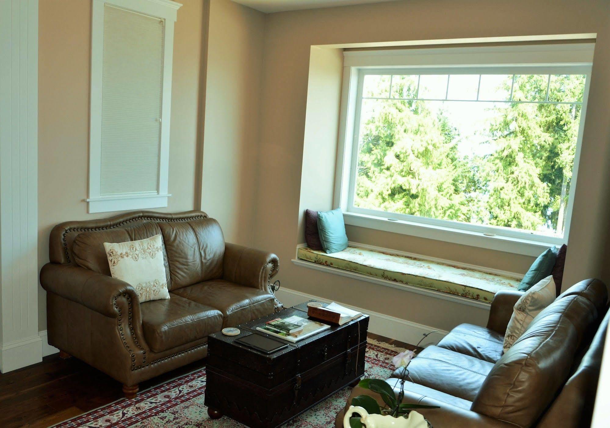 Eagle Rock Bed And Breakfast Chemainus Exterior photo